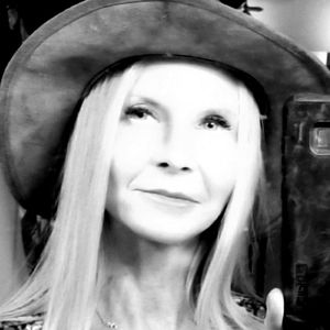 BUY W CONFIDENCE Trusted Seller 5 Star Ambassador 1 & 2 Mentor Friend Seller NOW